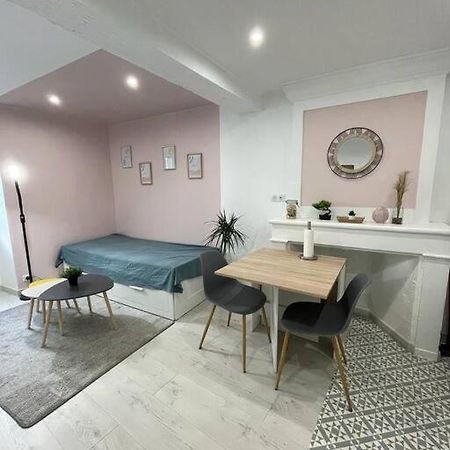 Joli Studio Cozy Tout Equipe Hyper Centre Сент Екстериор снимка